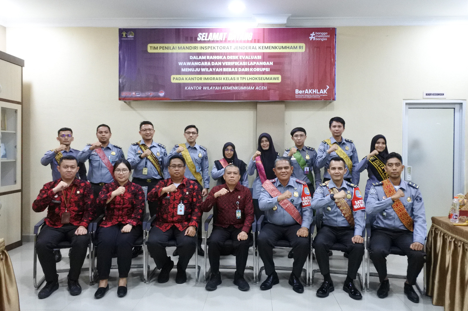 Desk Evaluasi Tim Penilai Mandiri Pada Kantor Imigrasi Kelas II TPI Lhokseumawe